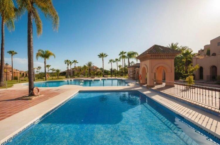 La Cartuja Del Golf Apartment Estepona Exterior foto