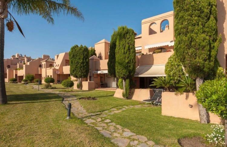 La Cartuja Del Golf Apartment Estepona Exterior foto
